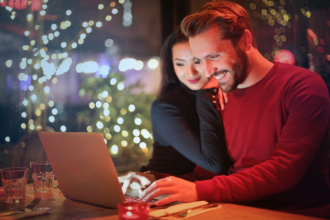 Как продать картину на аукционе через интернет? Как продать картину на аукционе через интернет?