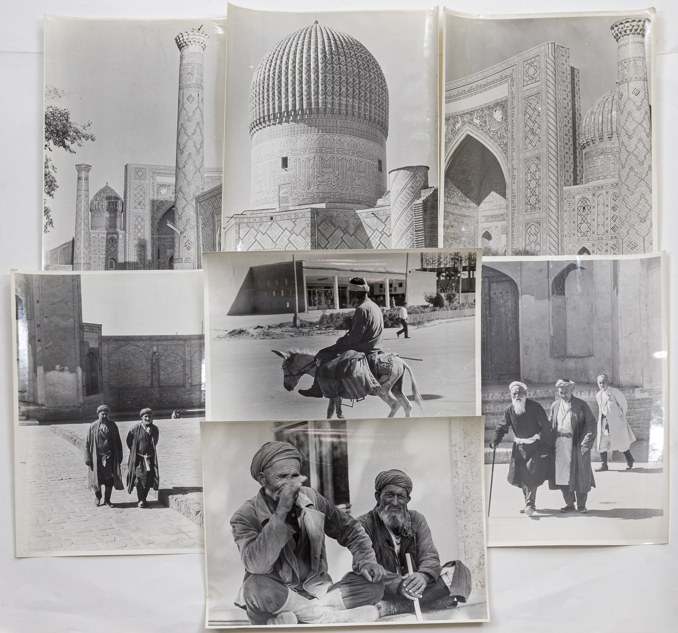 Подборка из 21 фотографии Узбекистана; приложены фотографии кафе «Дубки» на ВДНХ и зимнего городского пейзажа, а также 7 дублей