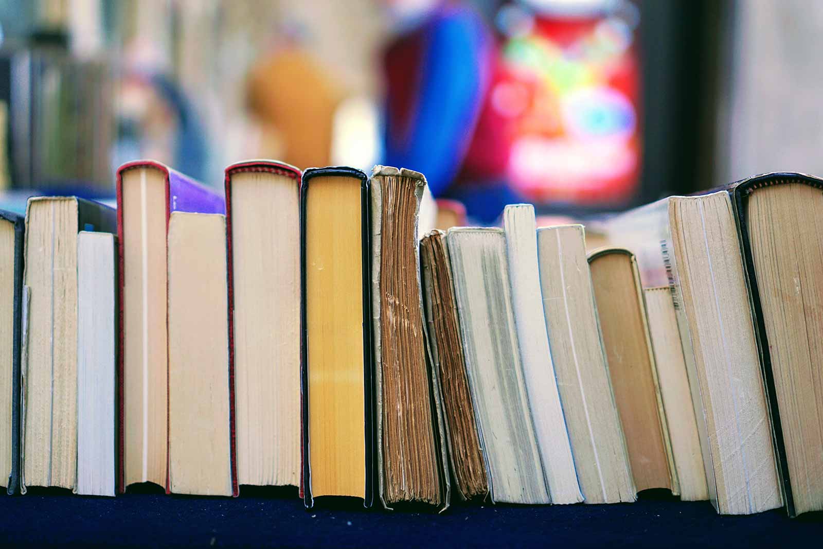 Продать старинные книги