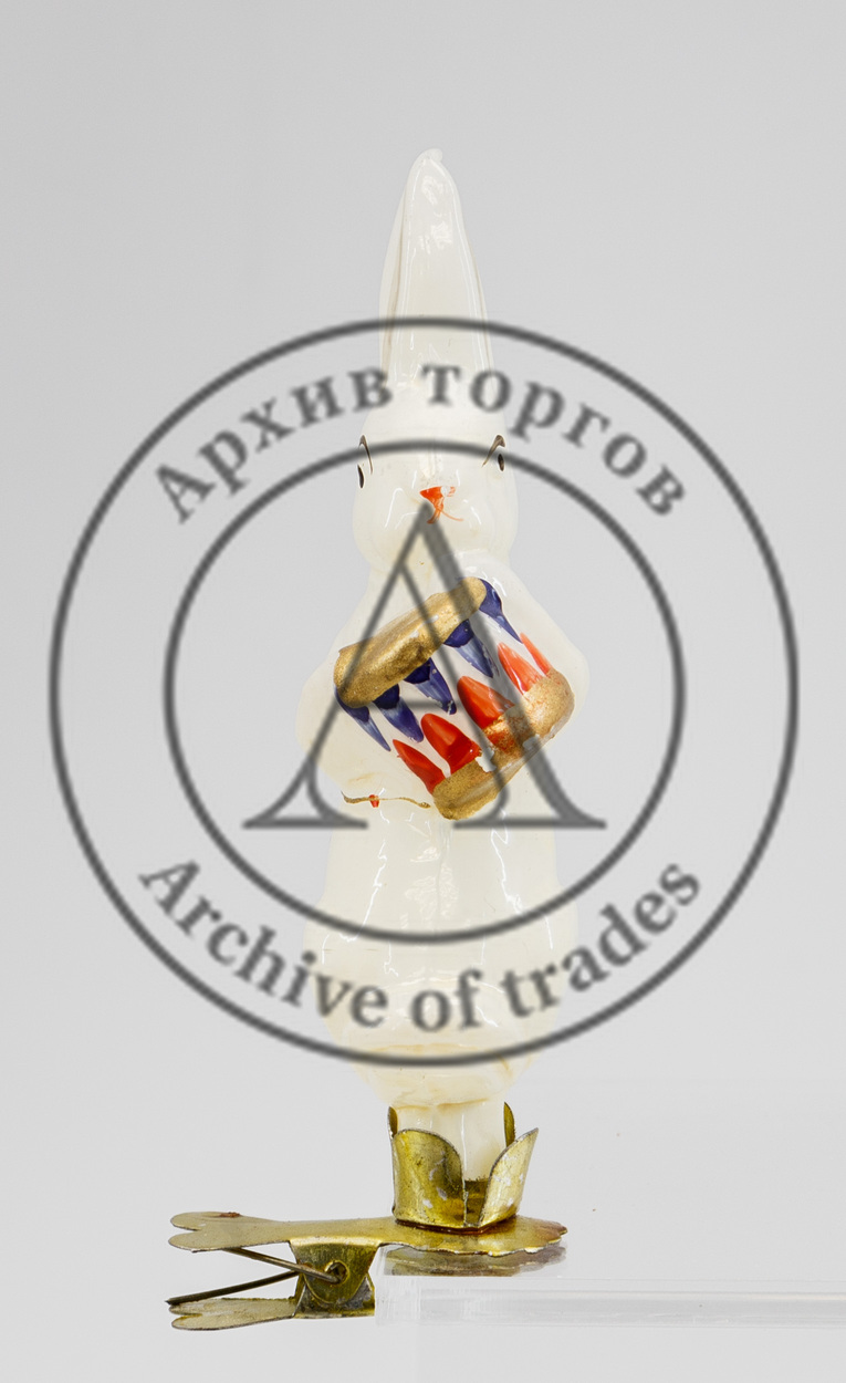 Елочная игрушка «Зайка с барабаном» (1) на прищепке