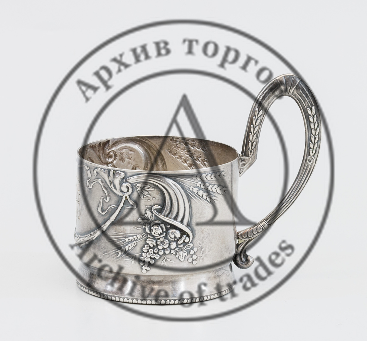 Подстаканник «Рог изобилия», Платиноприбор