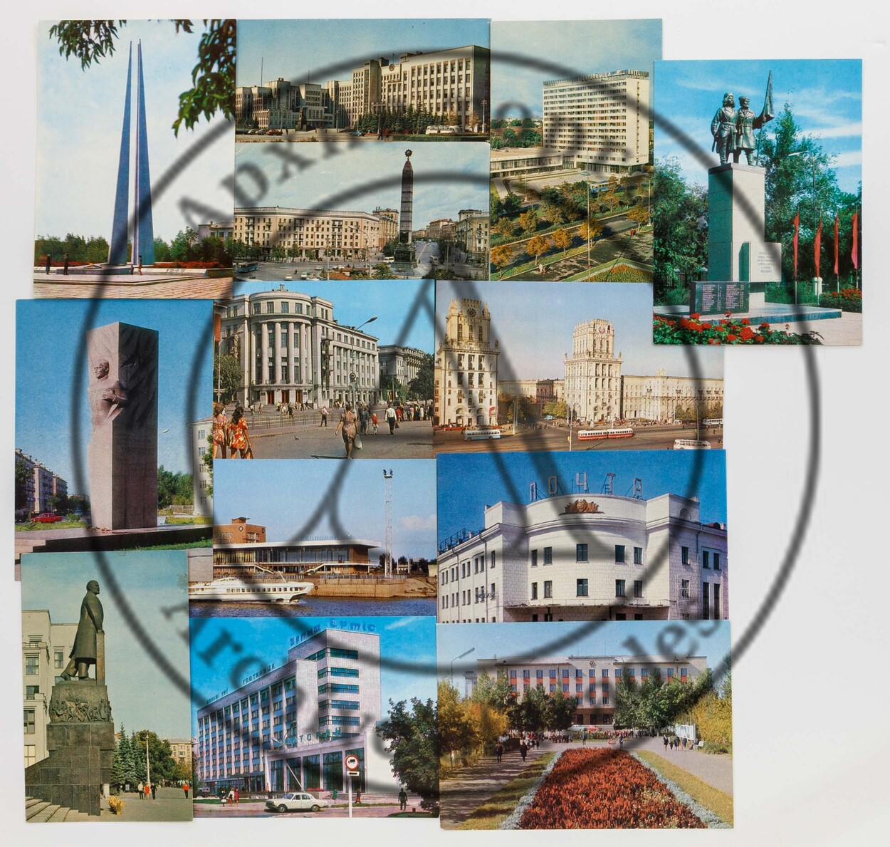 Сет из 34 открыток «Города СССР» (Павлодар, Усть-Каменогорск, Минск)
