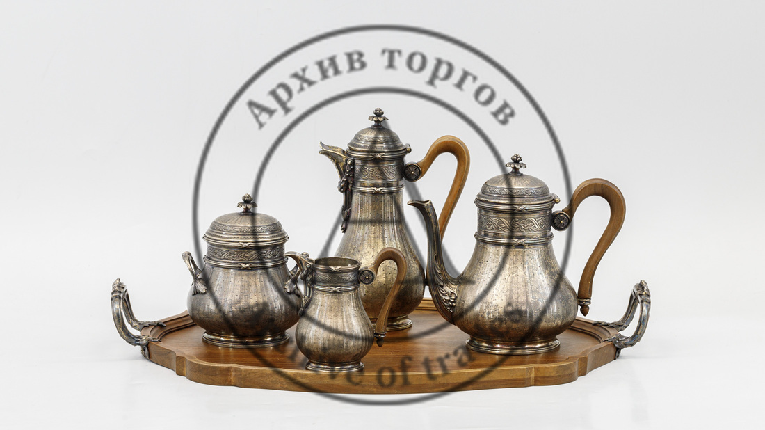 Чайно-кофейный сервиз с подносом