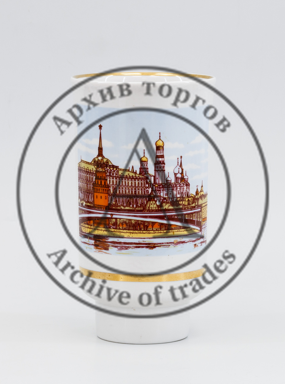 Ваза «Большой Кремлёвский дворец»
