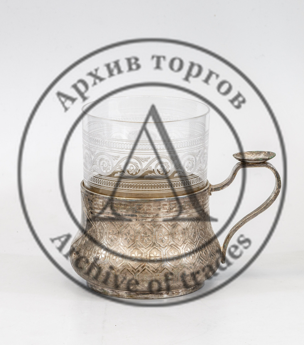 Подстаканник со стаканчиком 3