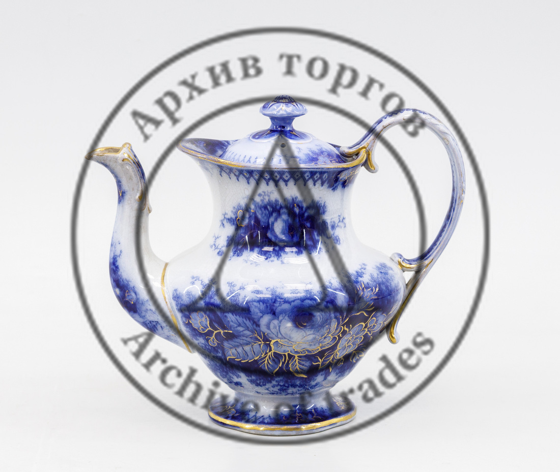 Чайник с кобальтовой росписью