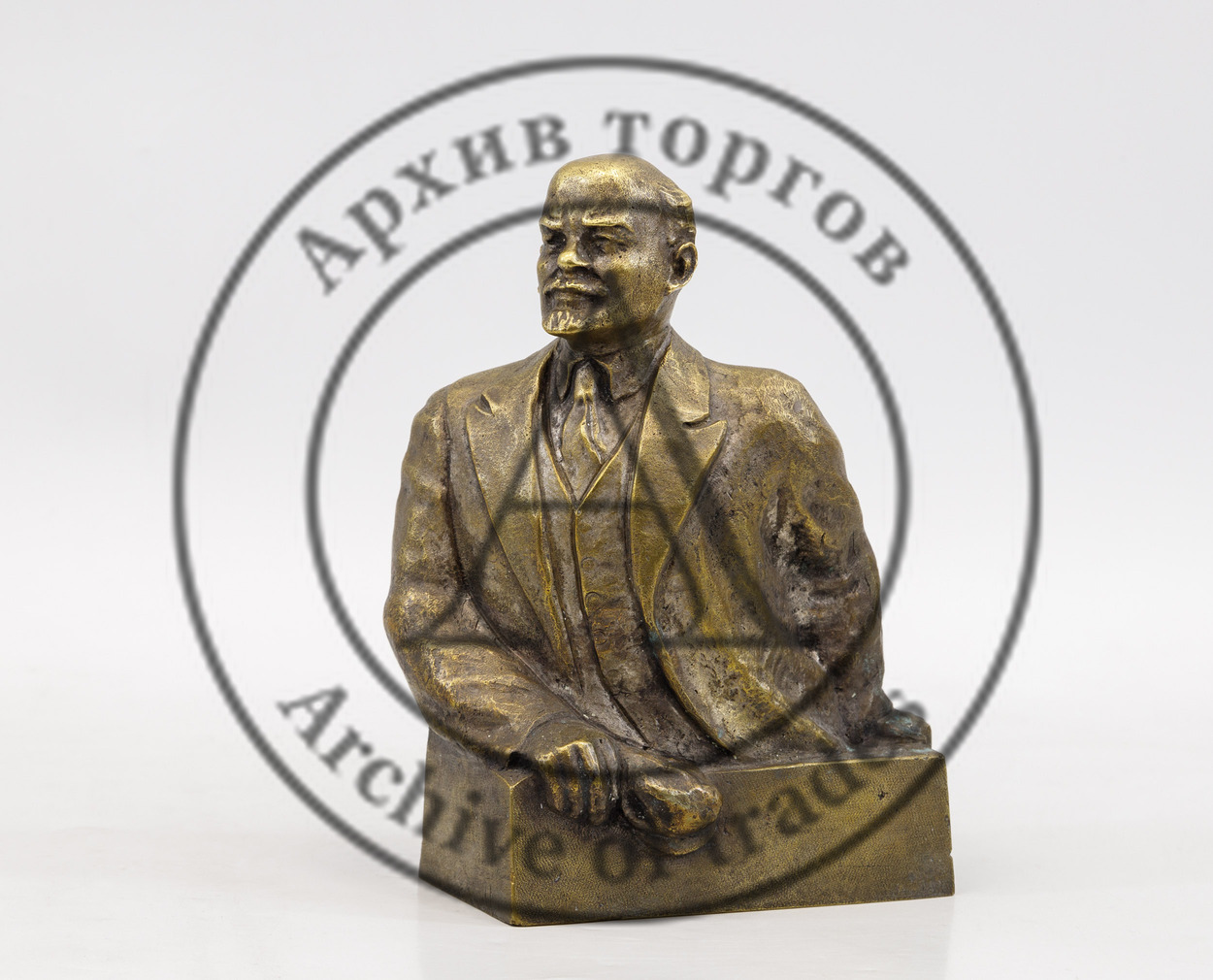 Скульптурный бюст «В.И. Ленин на трибуне»