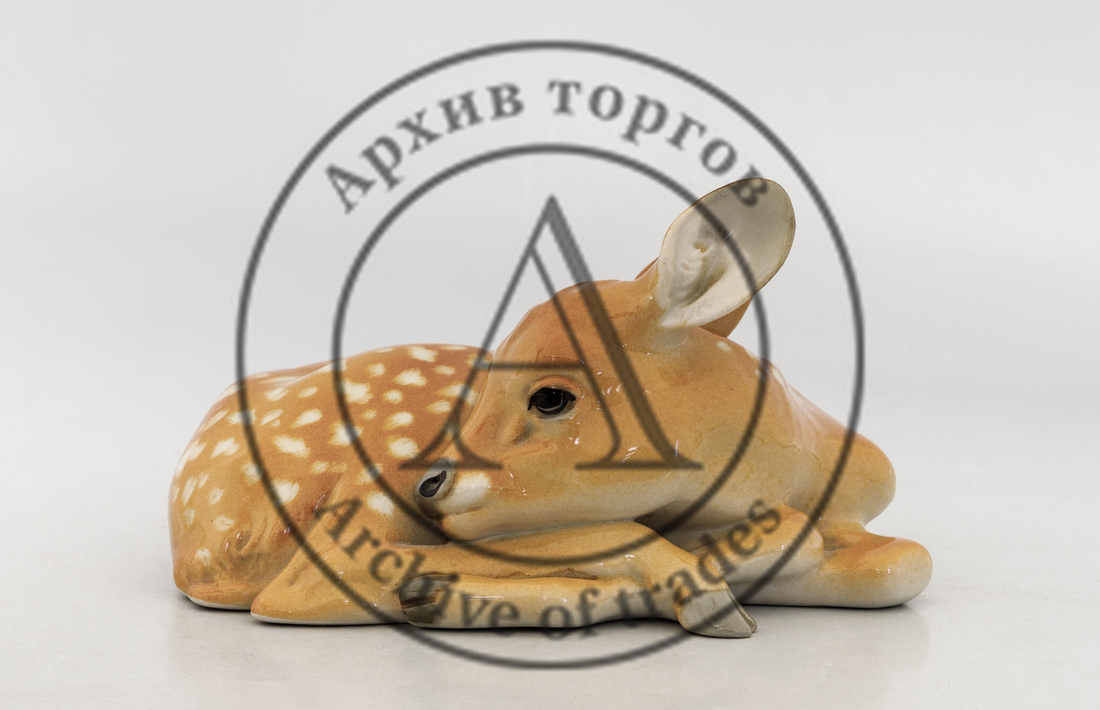 Скульптура «Олененок лежащий»