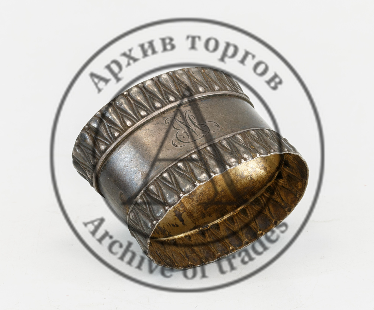 Кольцо салфеточное серебряное, с монограммой