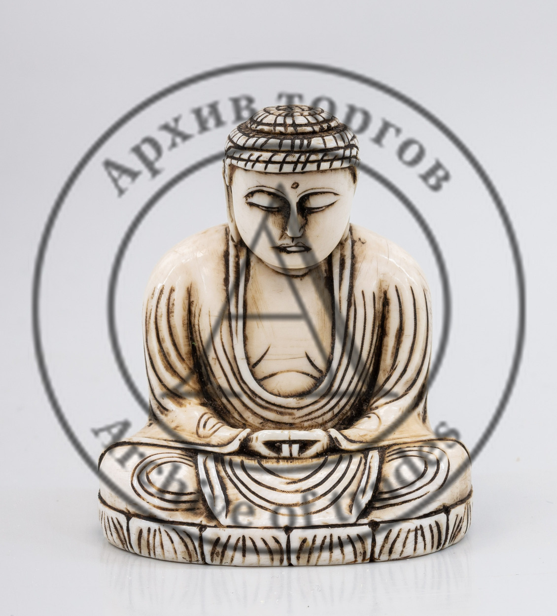 Фигурка костяная Будды