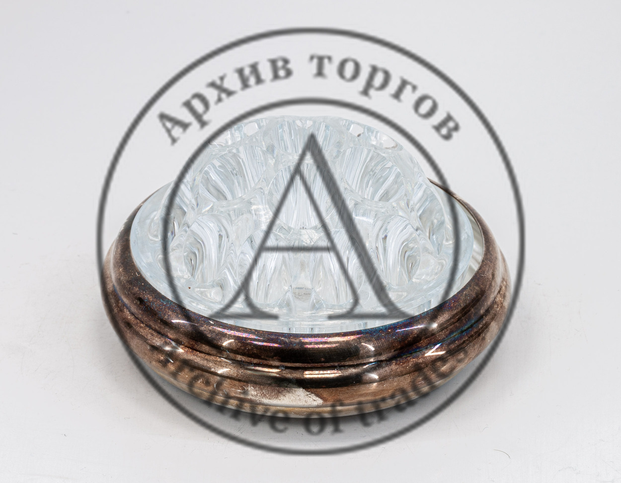 Настольная подставка для цветов